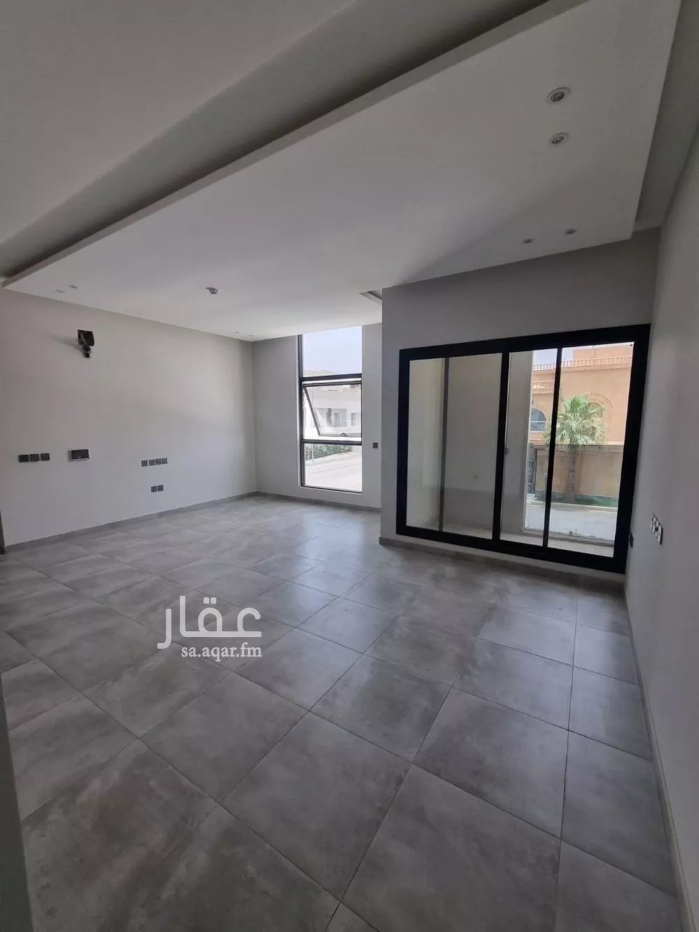 شقة 3 غرف في الملقا 3