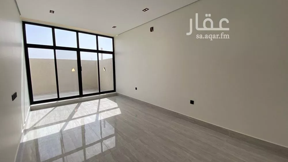 فيلا 6 غرف في الفاروق 3