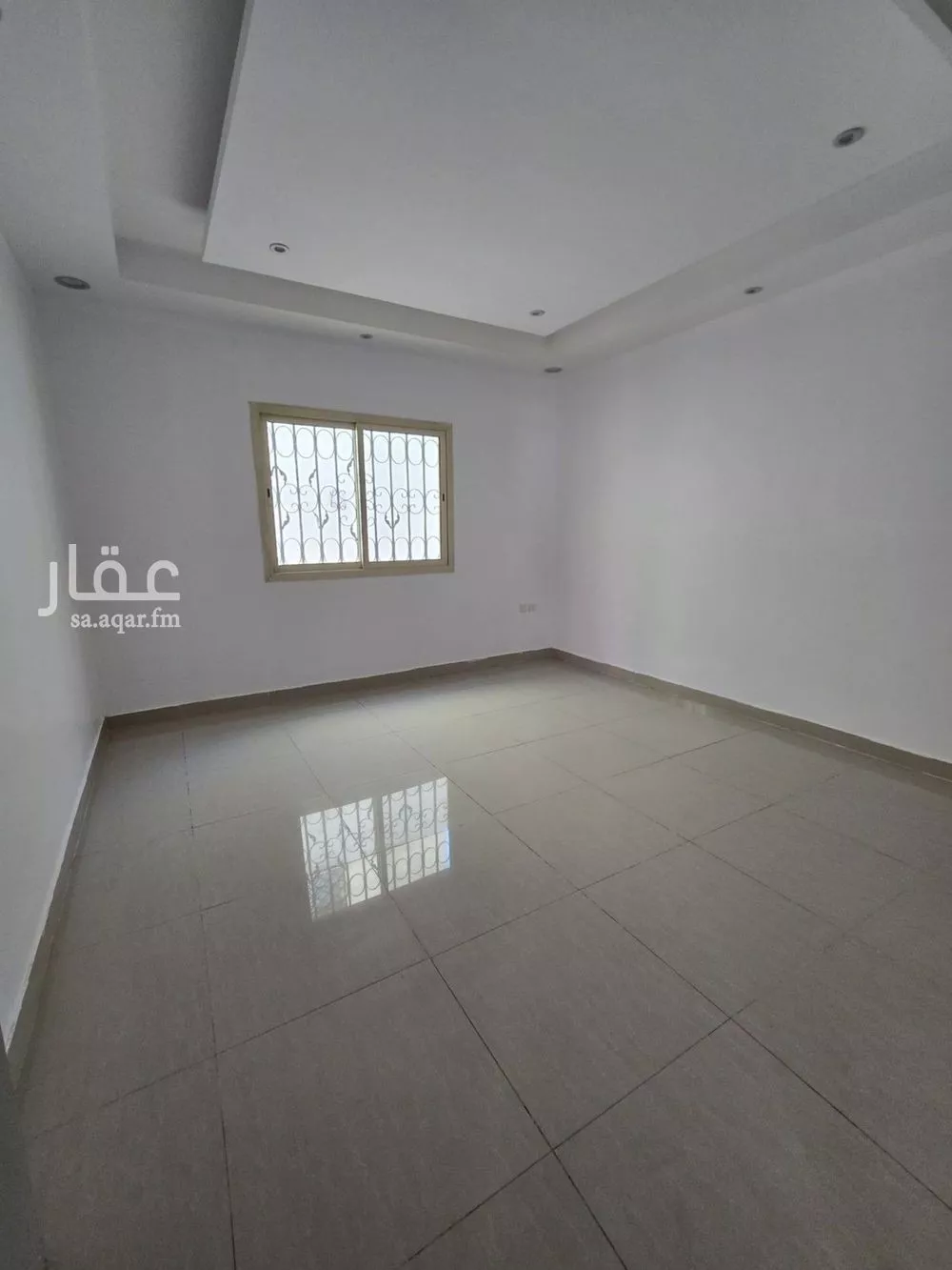 فيلا 5 غرف في الياسمين 3