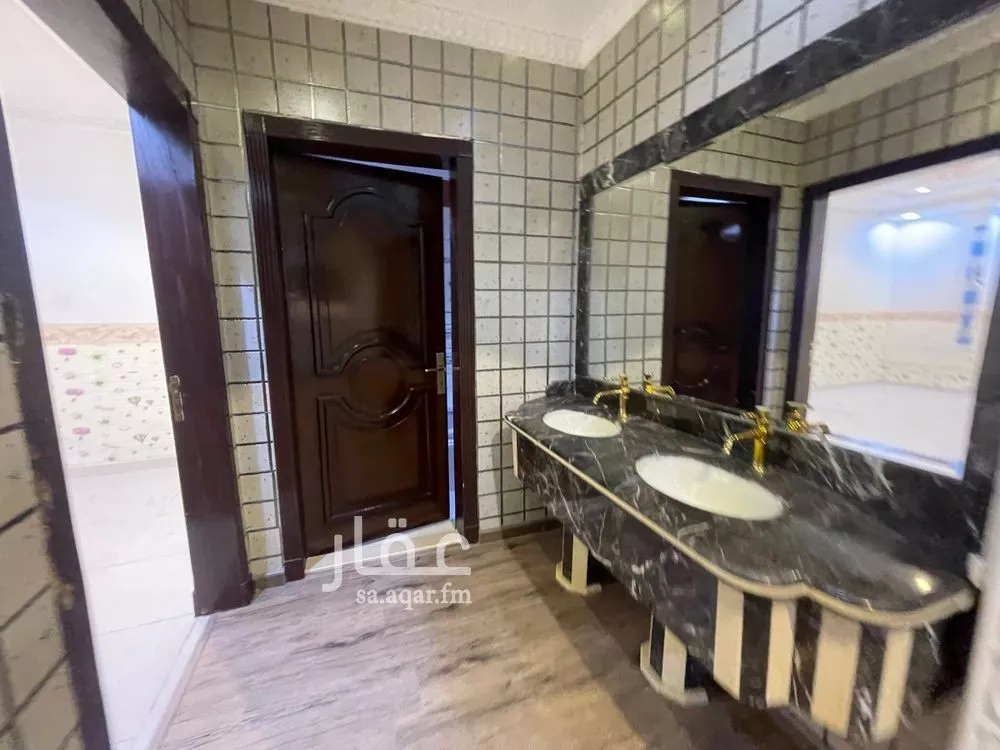 6 bedroom villa in Qurtubah, Riyadh 9