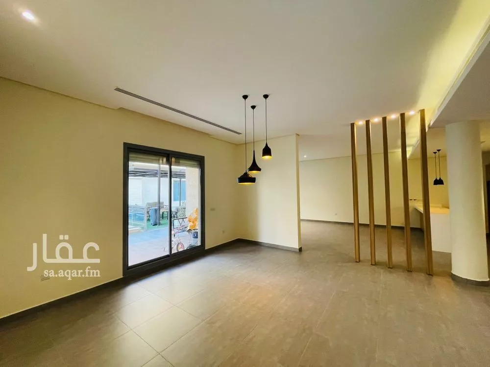 فيلا 5 غرف في العارض 1