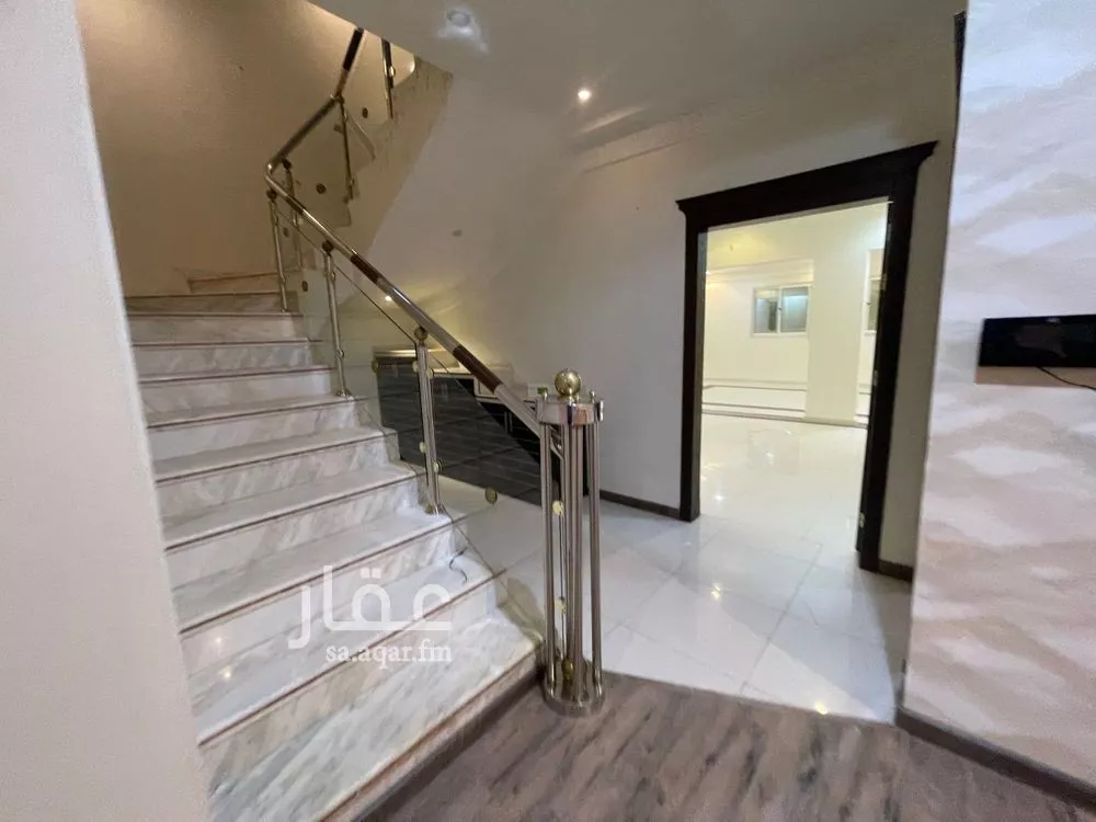 6 bedroom villa in Qurtubah, Riyadh 10