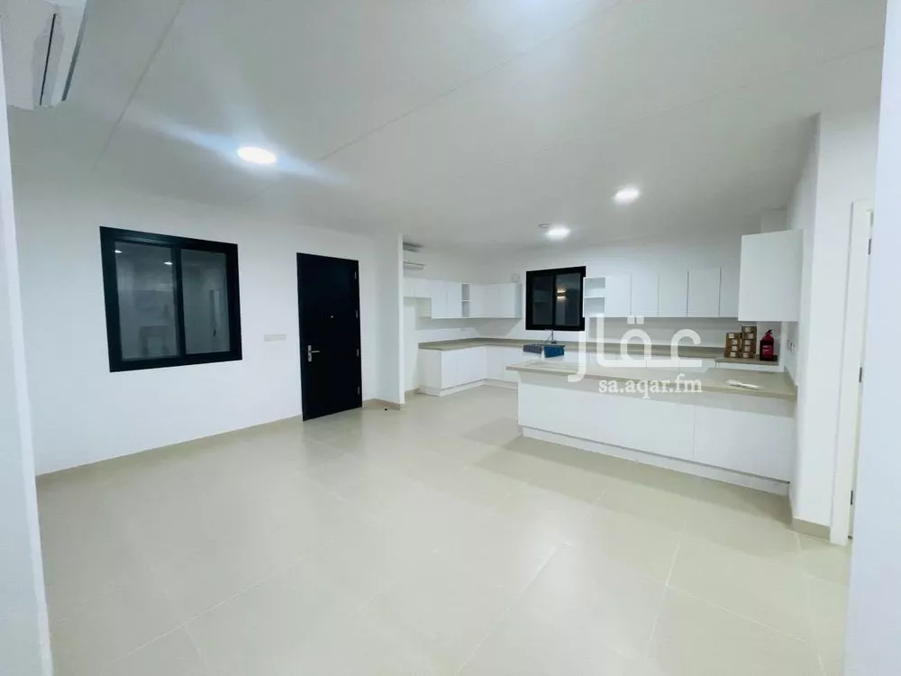 4 bedroom villa in Al Munsiyah, Riyadh 12