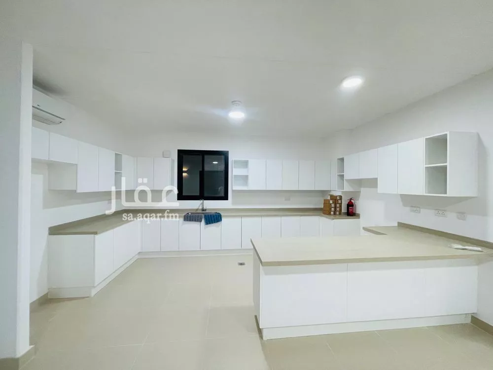 4 bedroom villa in Al Munsiyah, Riyadh 17