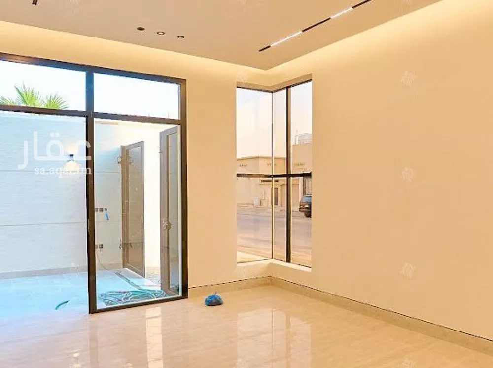 فيلا 6 غرف في المهدية 5