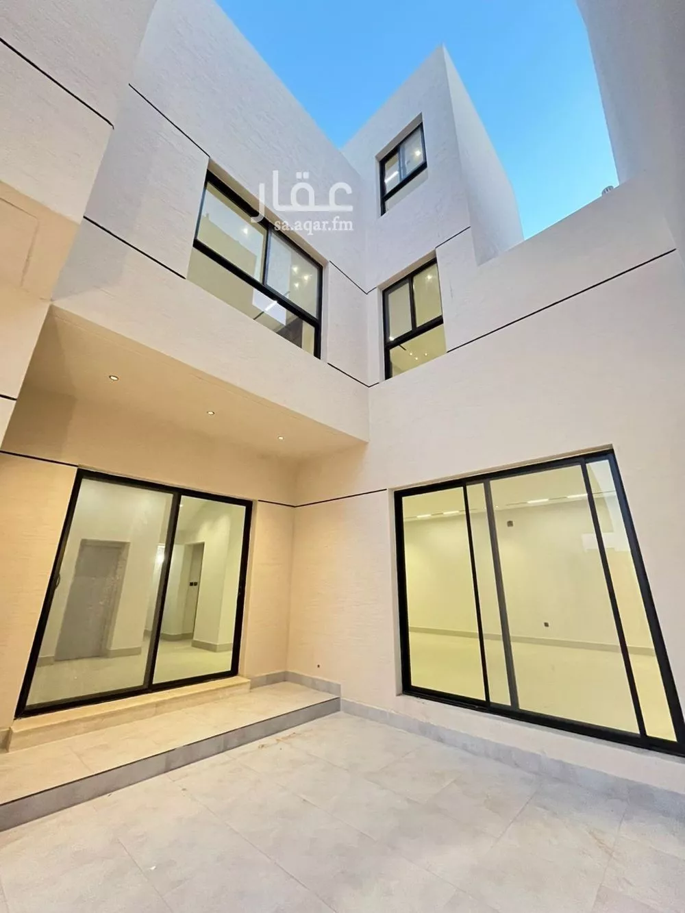 فيلا 6 غرف في المهدية 4