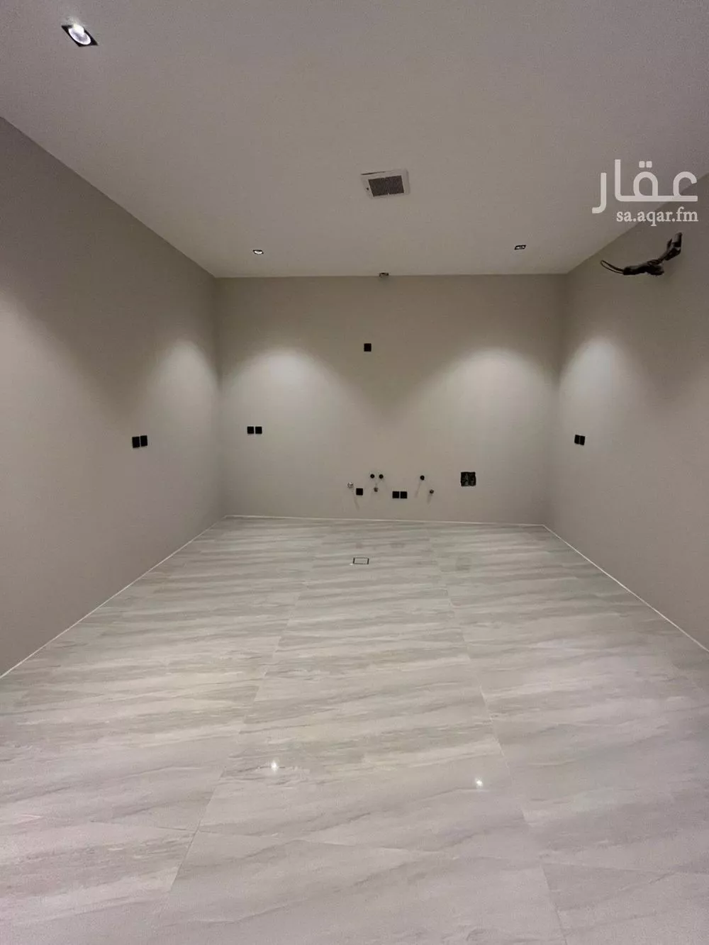 عقار 21 غرف في المهدية، الرياض 13