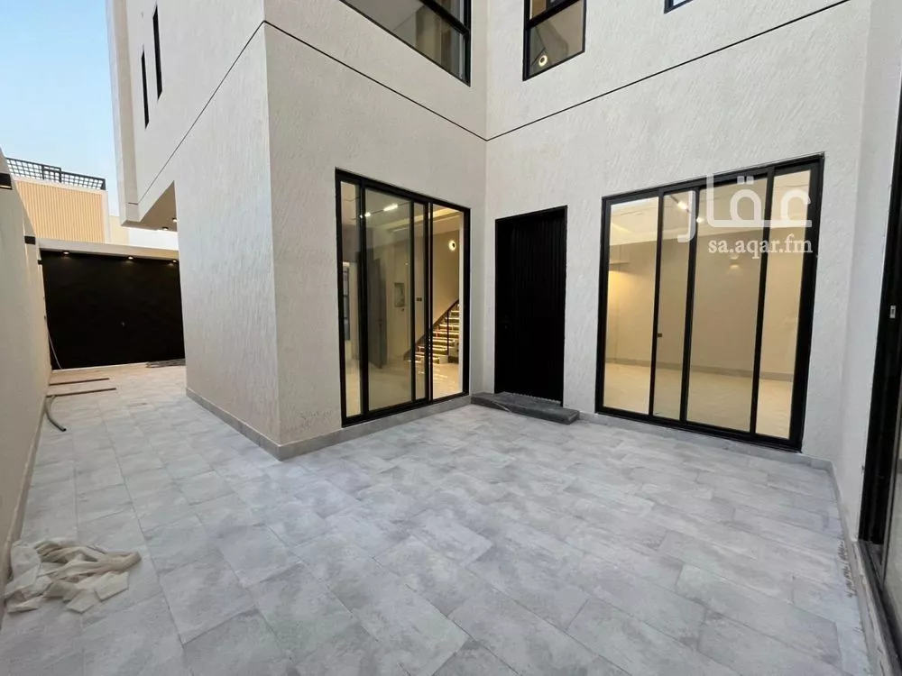 3 bedroom villa in Al Mahdiyyah 5