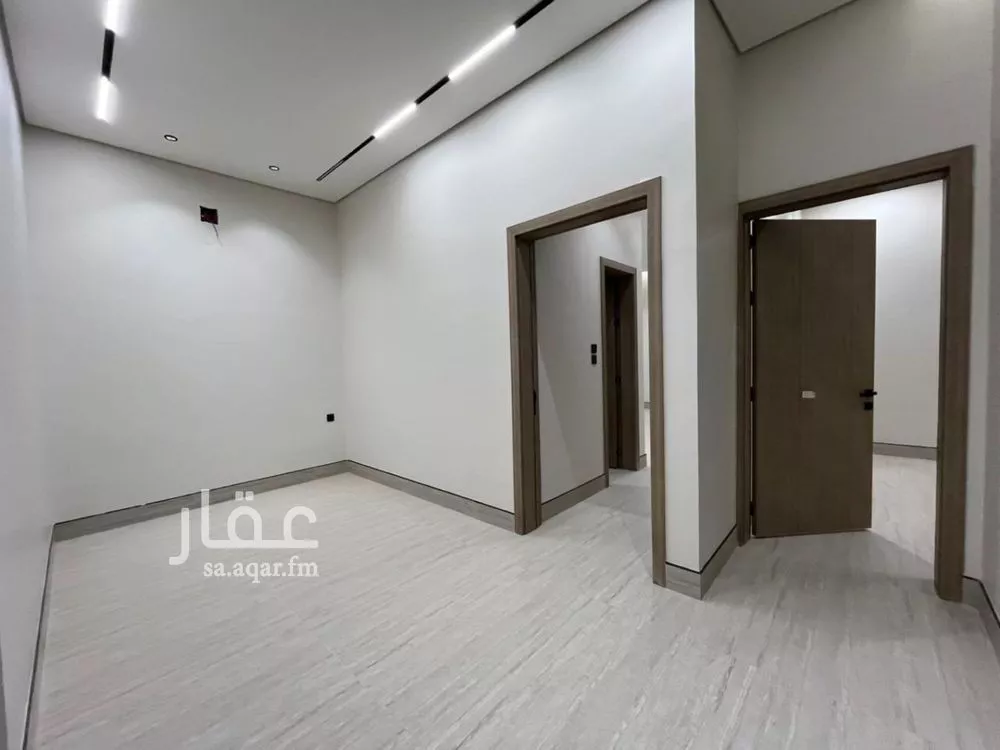 4 bedroom villa in Al Mahdiyyah, Riyadh 28