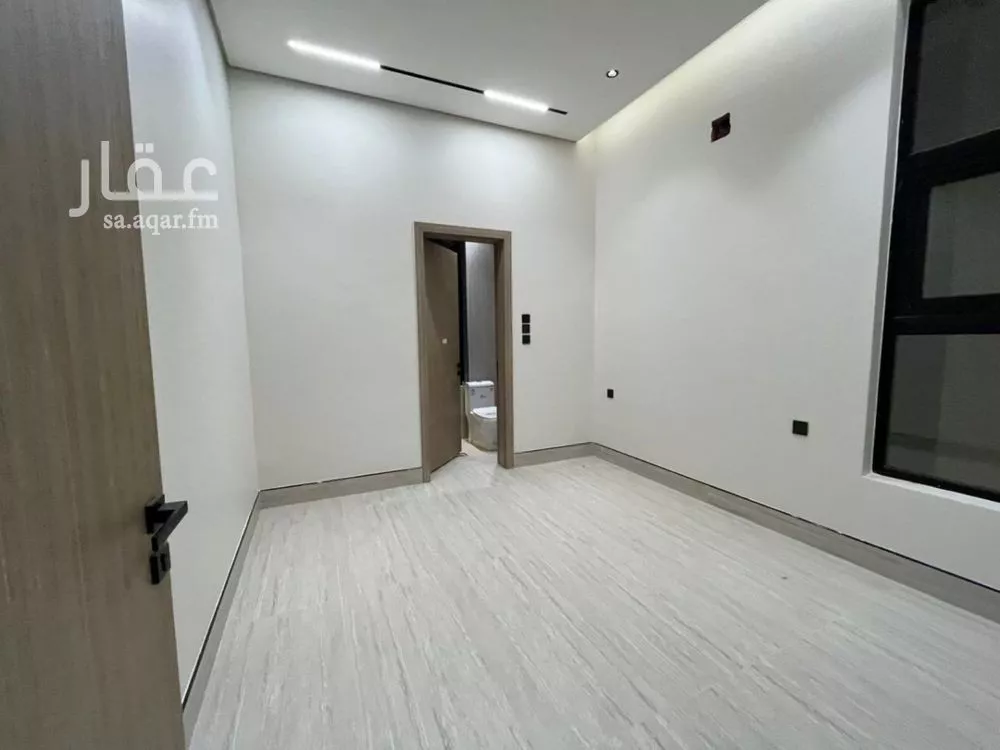 4 bedroom villa in Al Mahdiyyah, Riyadh 24