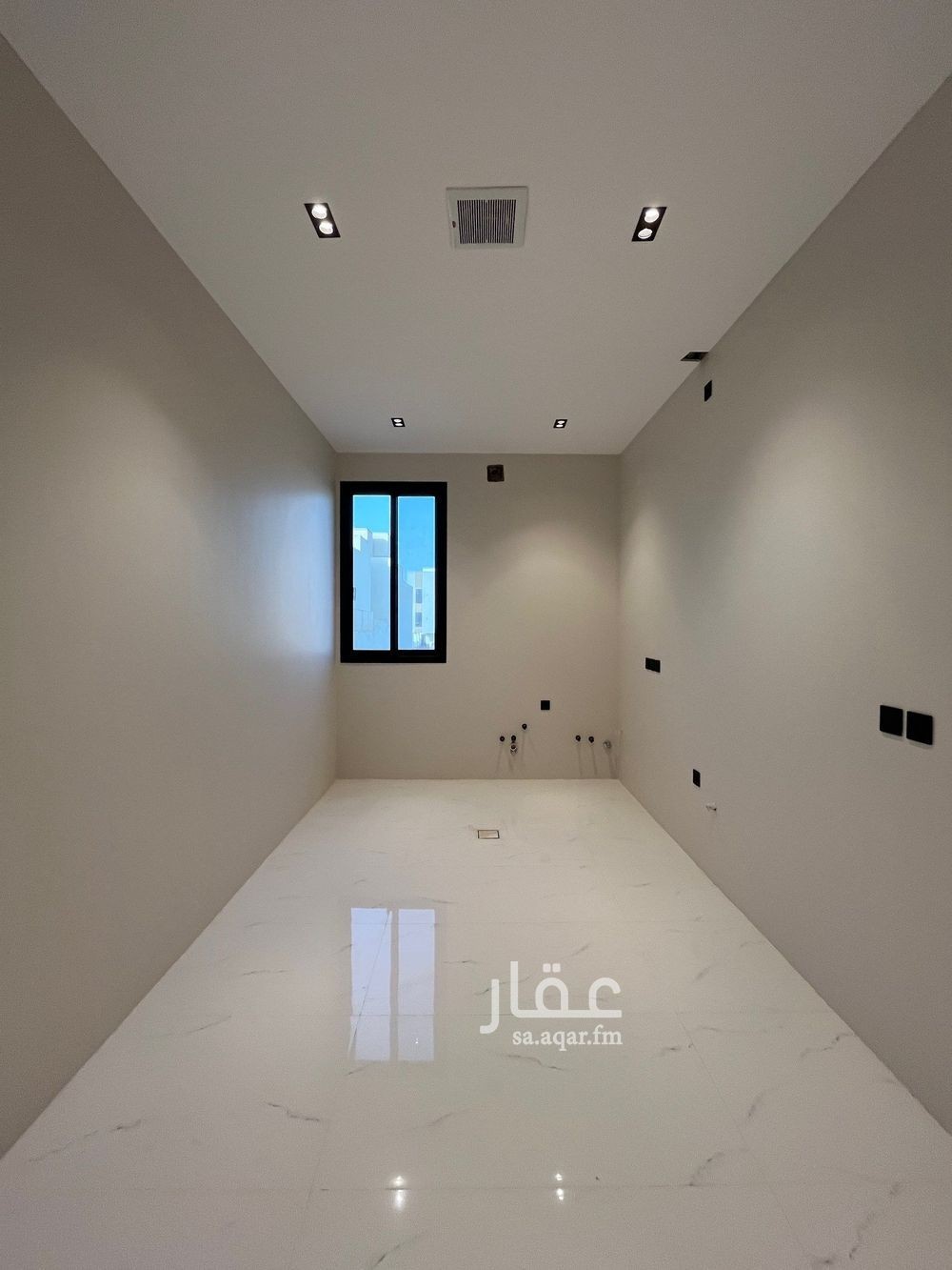 عقار 21 غرف في المهدية، الرياض 17