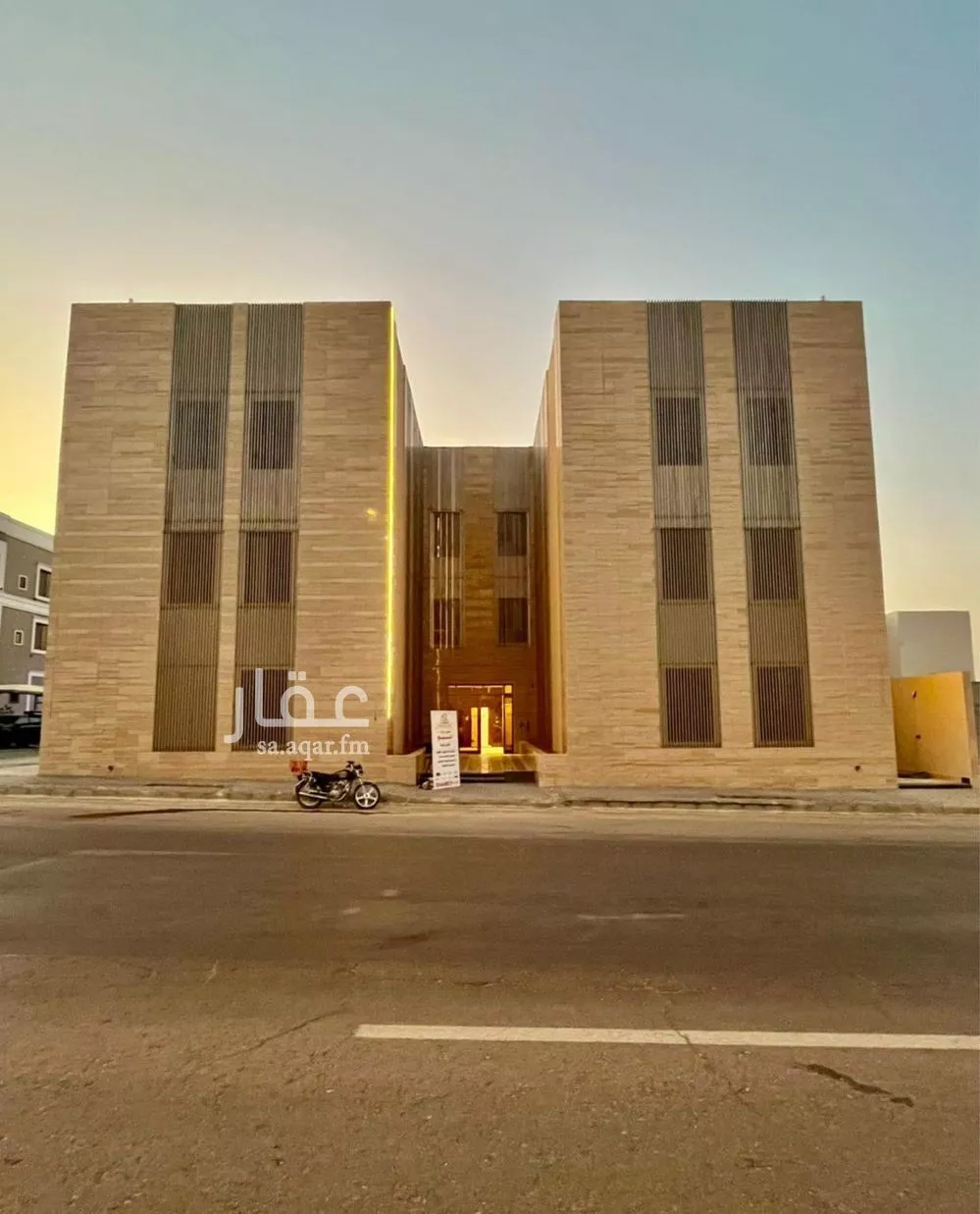 3 bedroom apartment in Al Mahdiyyah 1