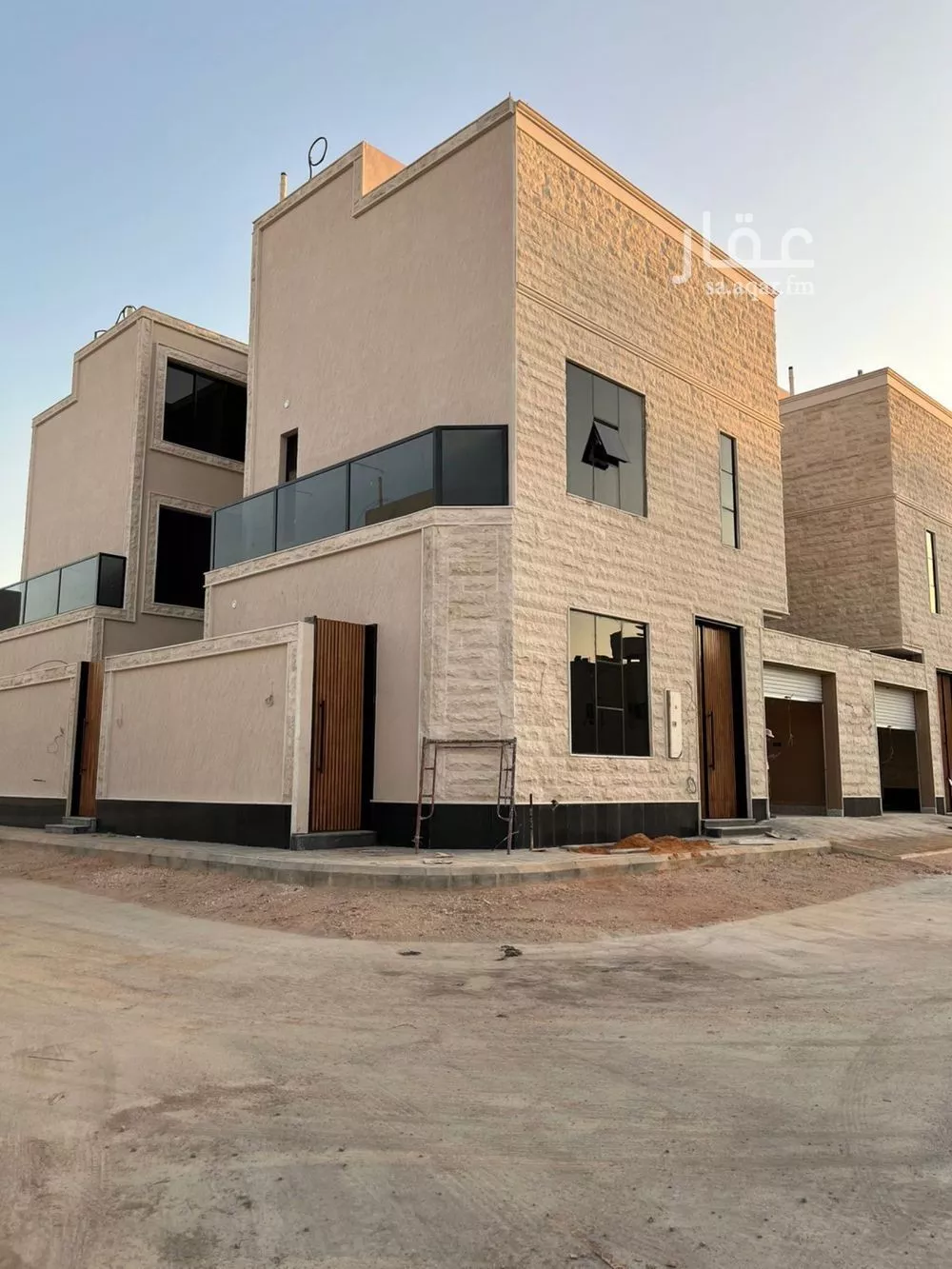 فيلا 7 غرف في المهدية 4