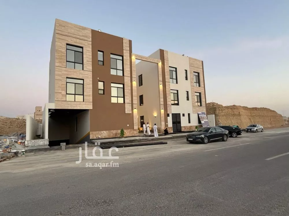 شقة 4 غرف في المهدية، الرياض 5