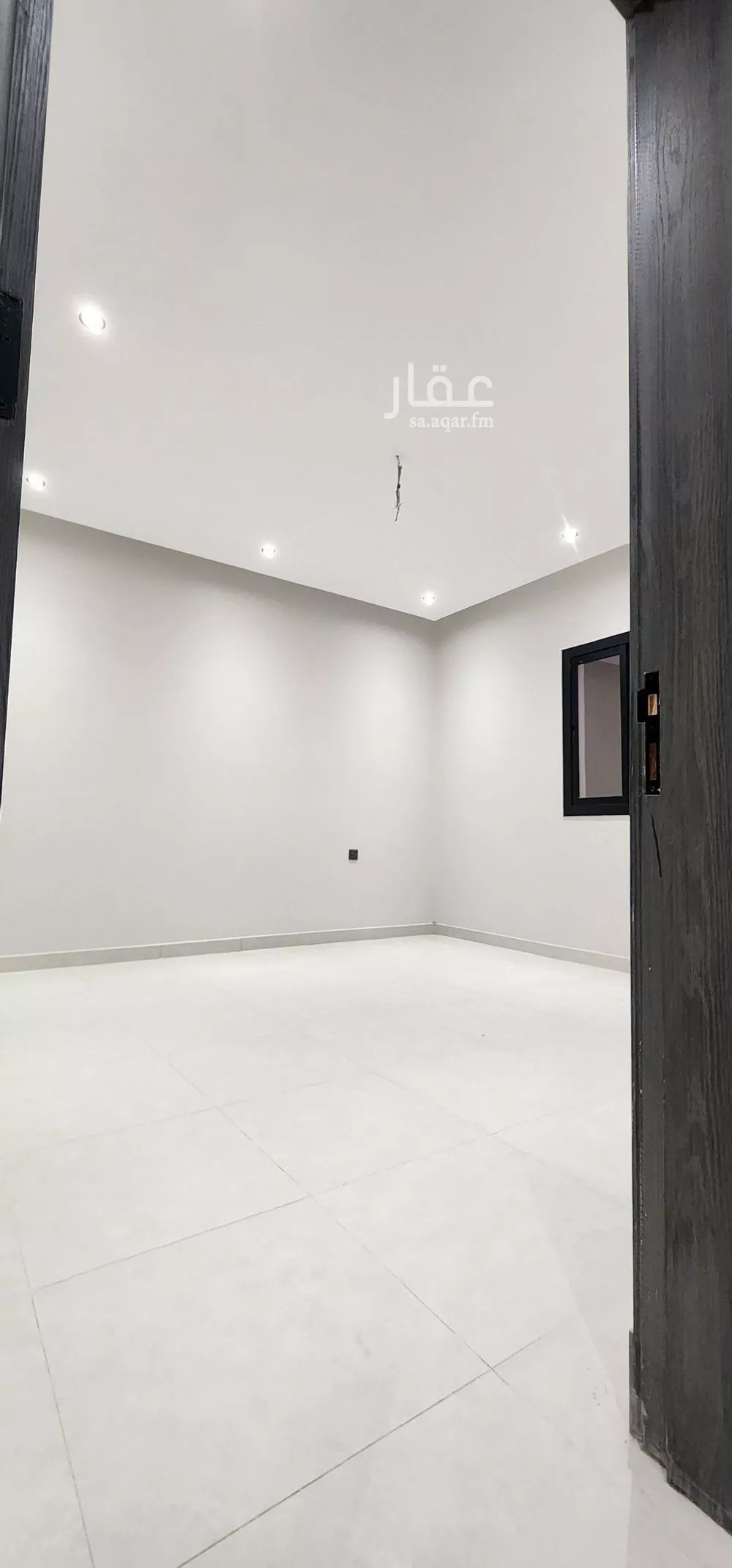 شقة 4 غرف في الواحة 4