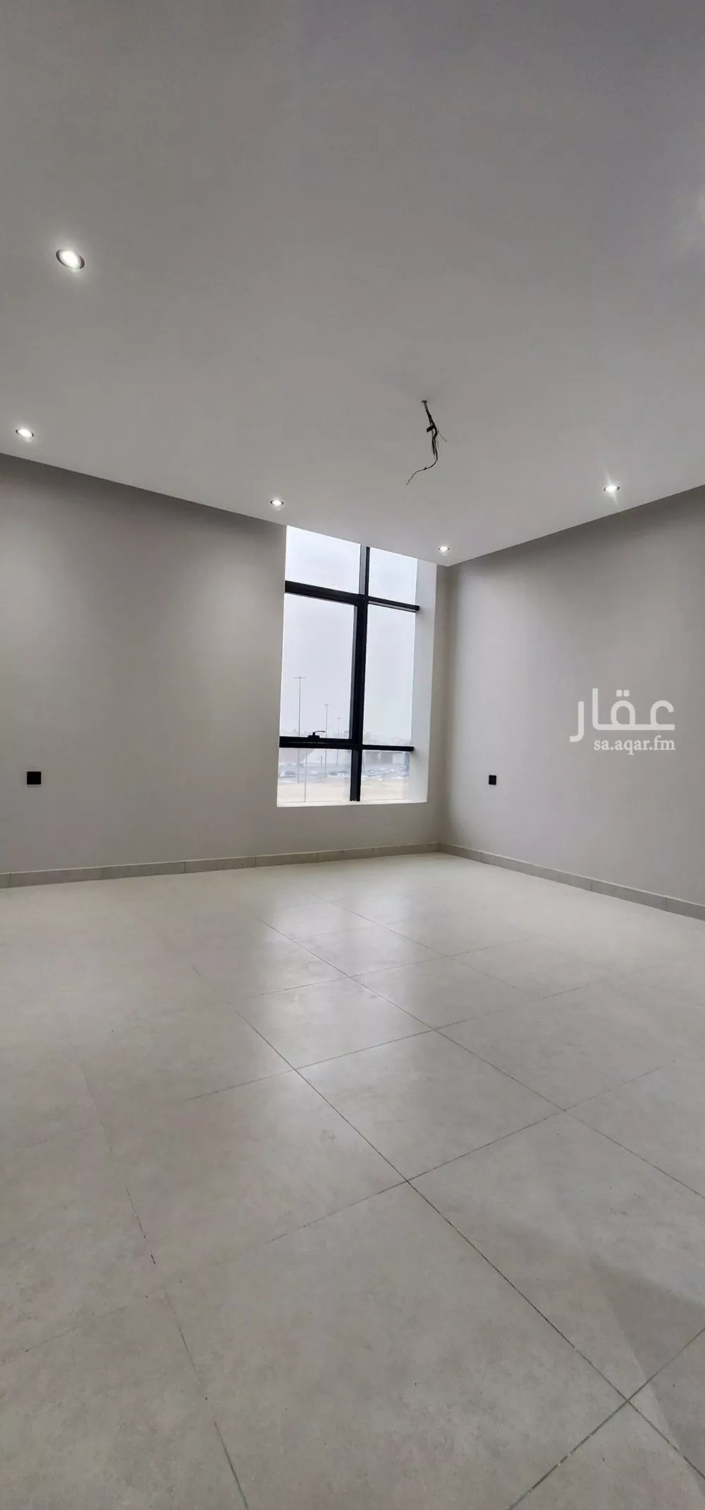 شقة 4 غرف في الواحة 1