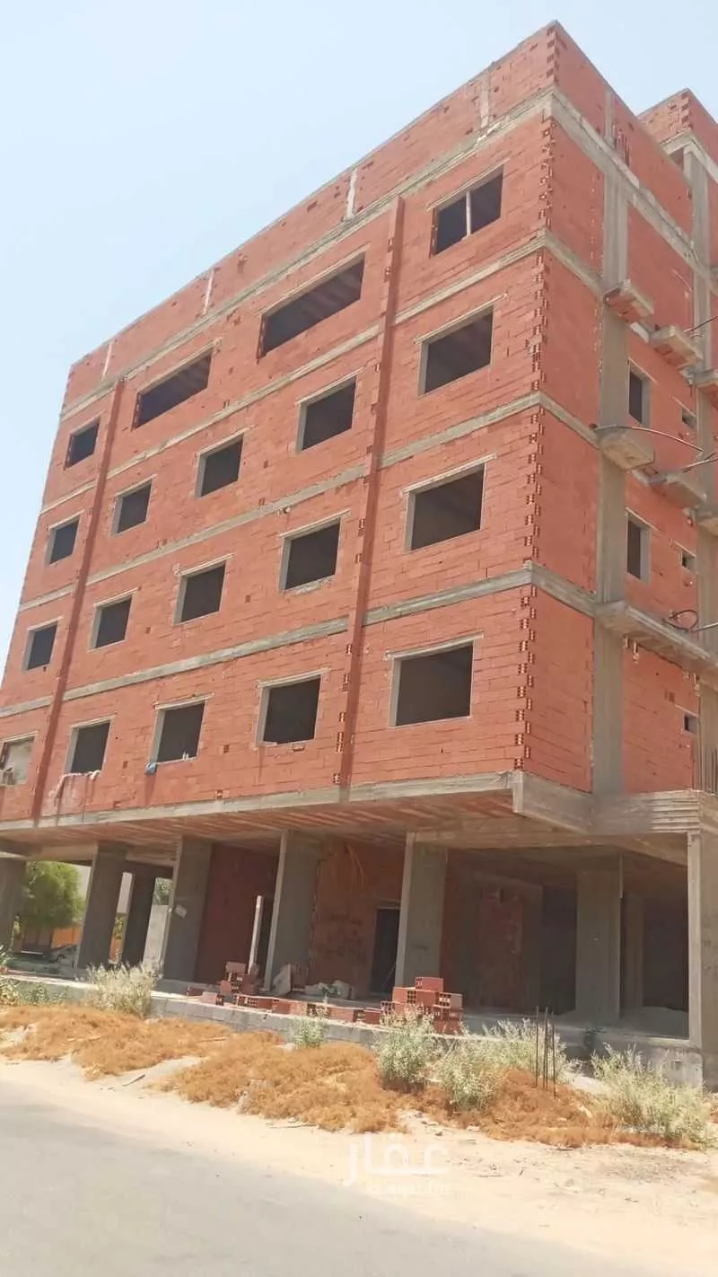 عمارة 625 م² في الريان 2