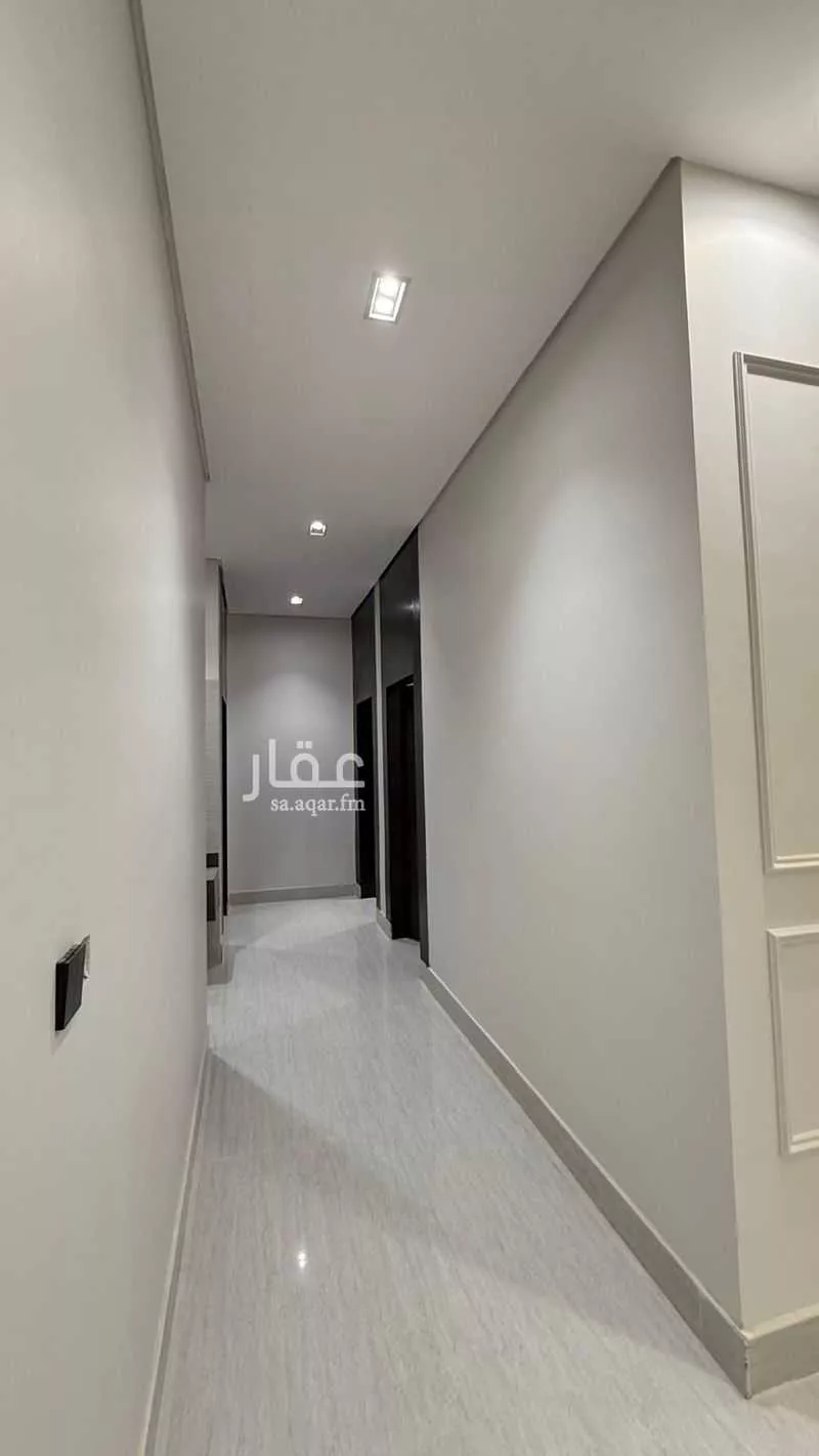9 bedroom villa in Al Janadriyah 3