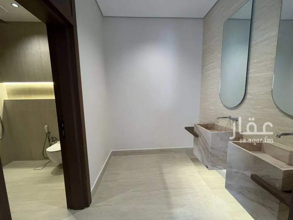 5 bedroom villa in Al Mahdiyyah 5