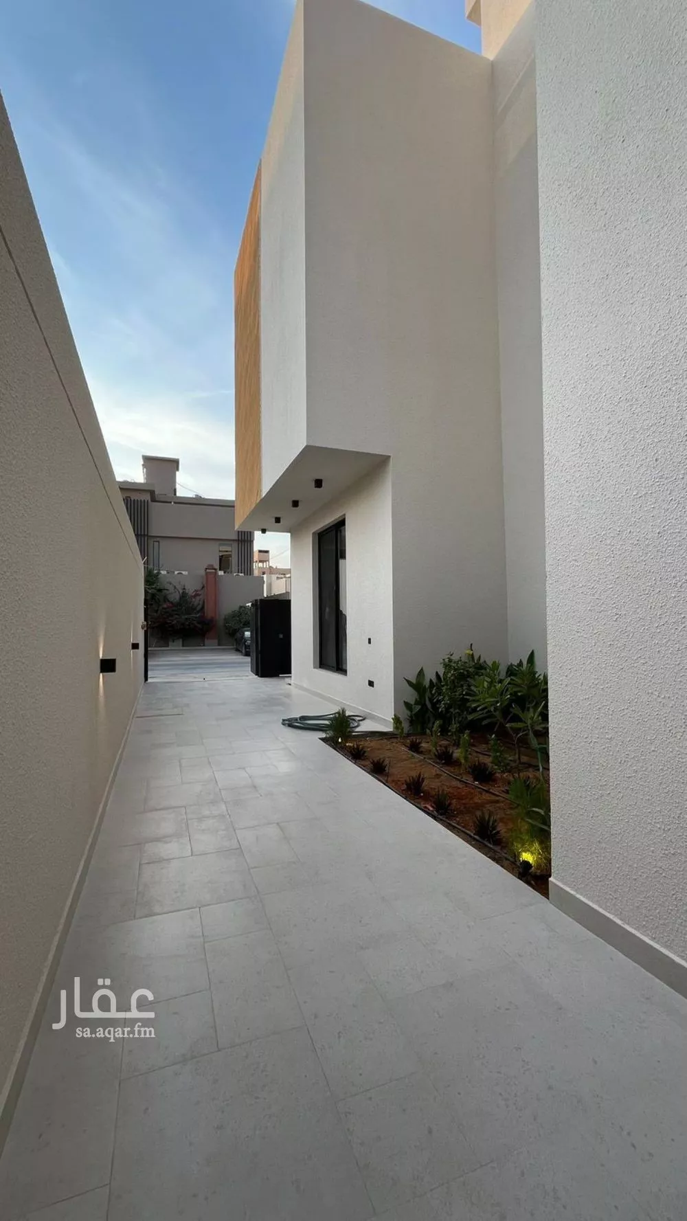 5 bedroom villa in Al Mahdiyyah 2
