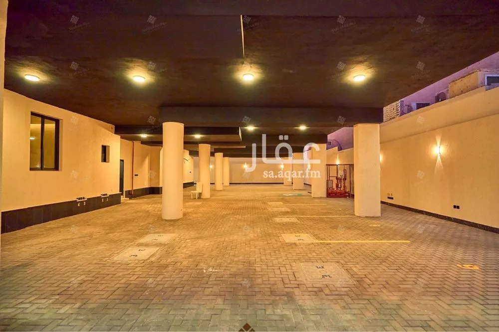 3 bedroom apartment in Al Mahdiyyah 4