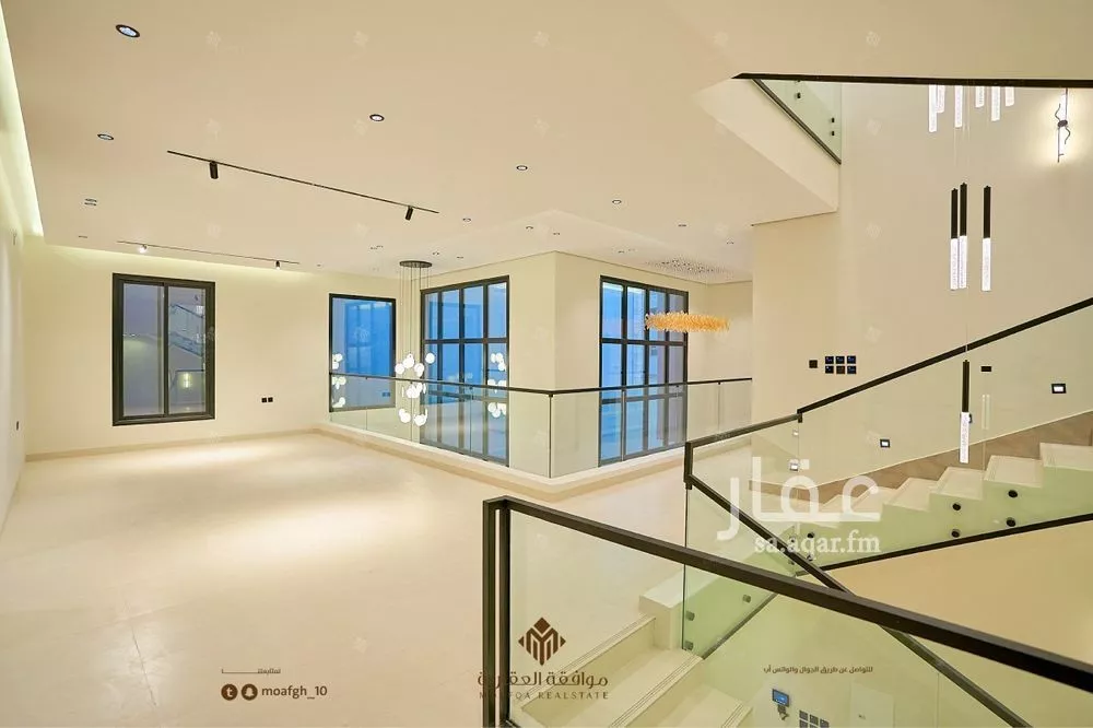 6 bedroom villa in Al Mahdiyyah 3