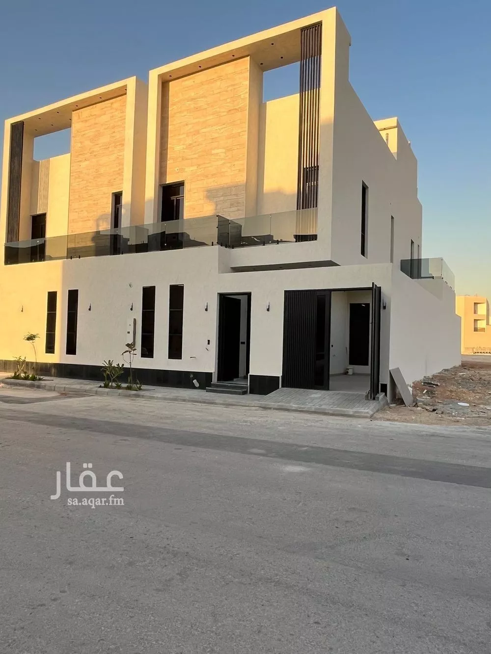 4 bedroom villa in Al Mahdiyyah 2