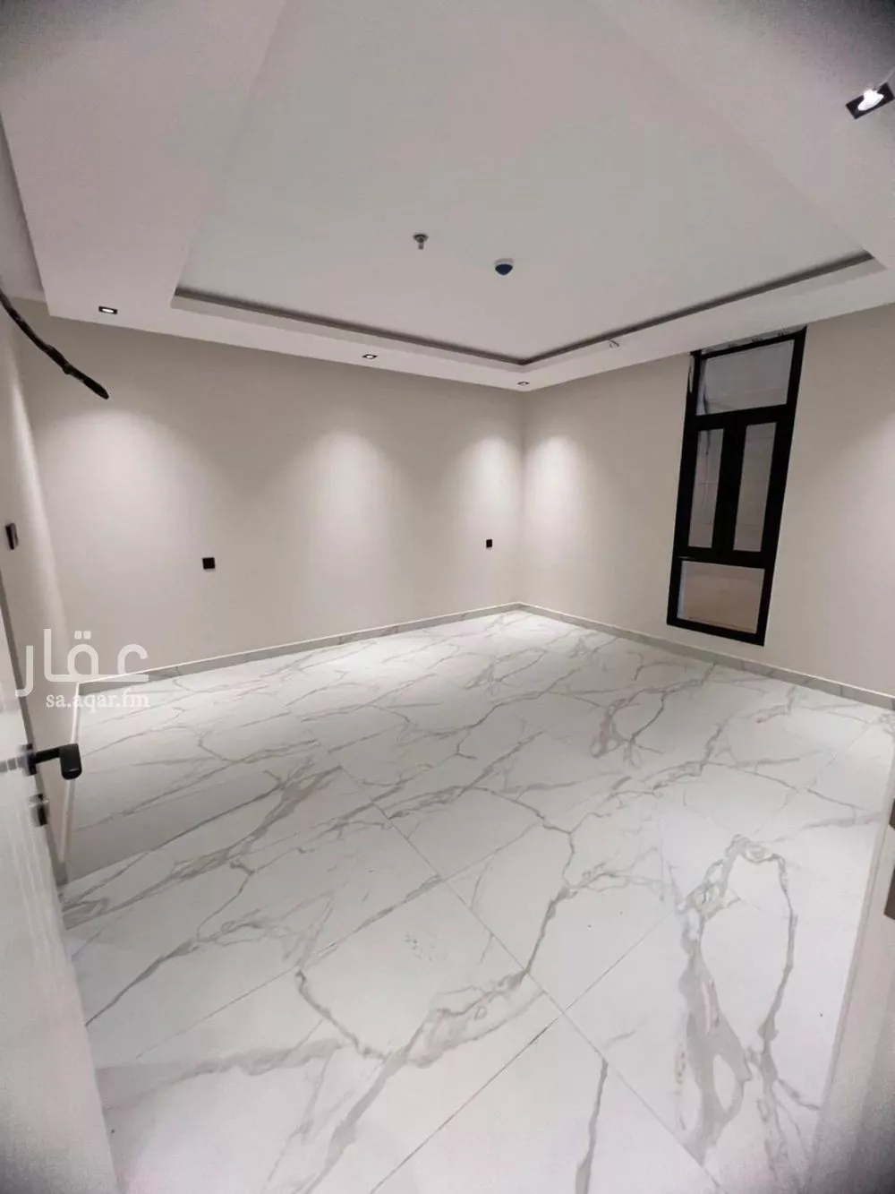 4 bedroom apartment in Al Hamra, Eastern Province 13