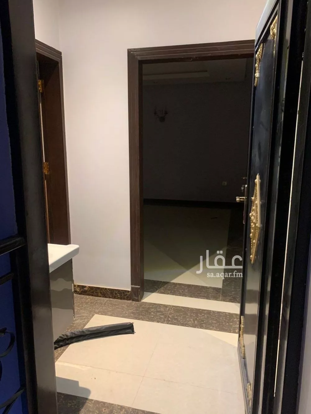 دور 3 غرف في عرقة 4