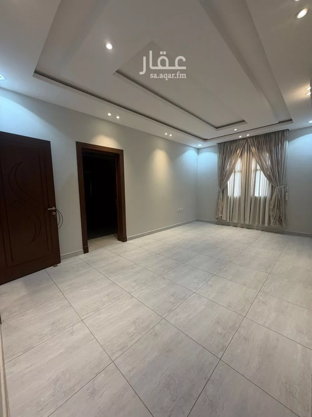 شقة 3 غرف في الملقا 4