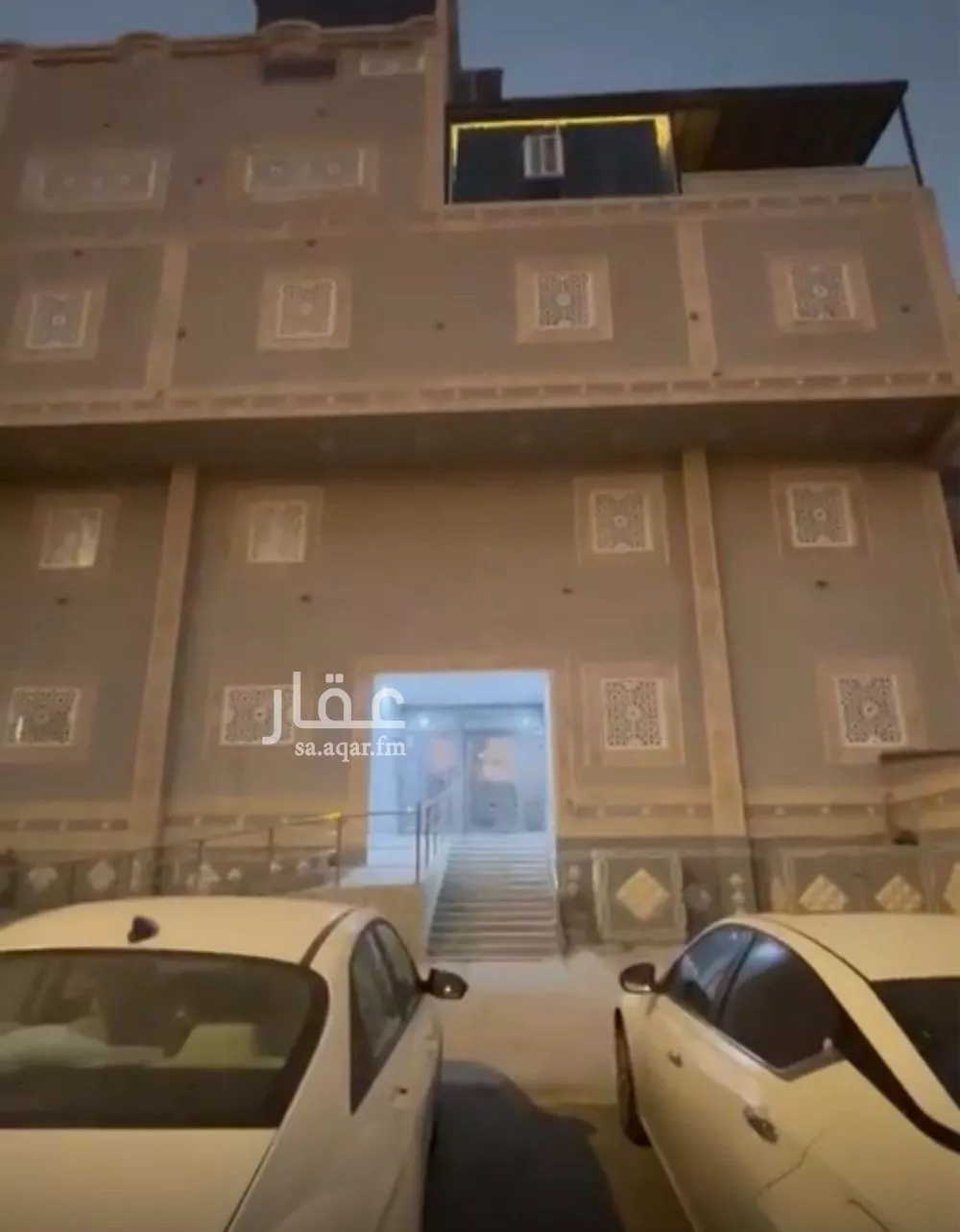 عمارة 600 م² في الخضراء 1