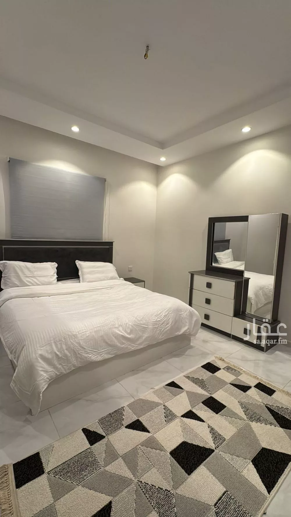 شقة 1 غرف في الريان 4