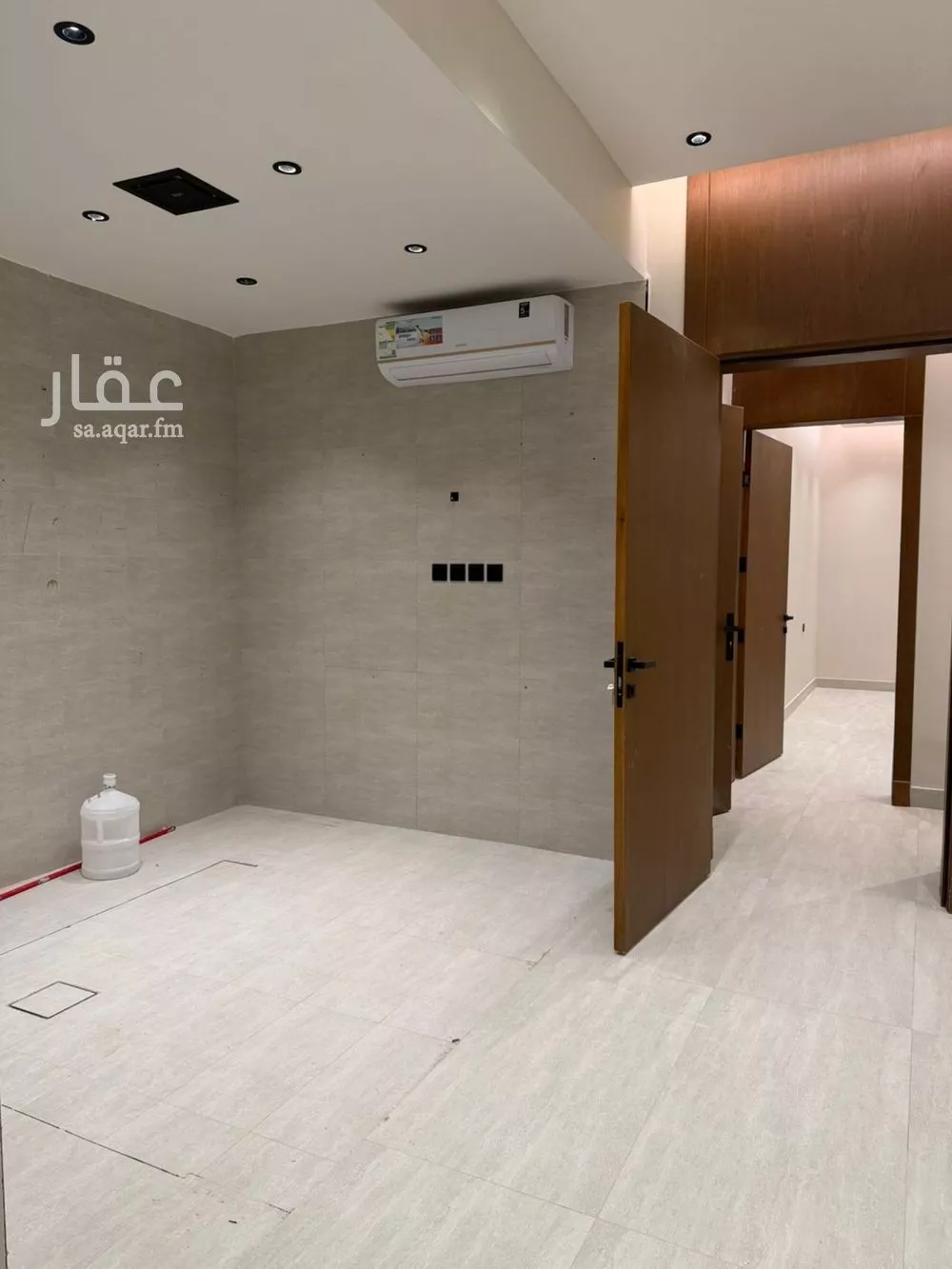 شقة 3 غرف في الرمال 5