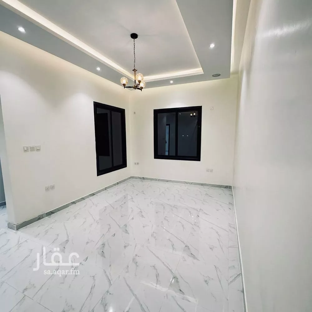 5 bedroom villa in Al Mahdiyyah, Riyadh 9