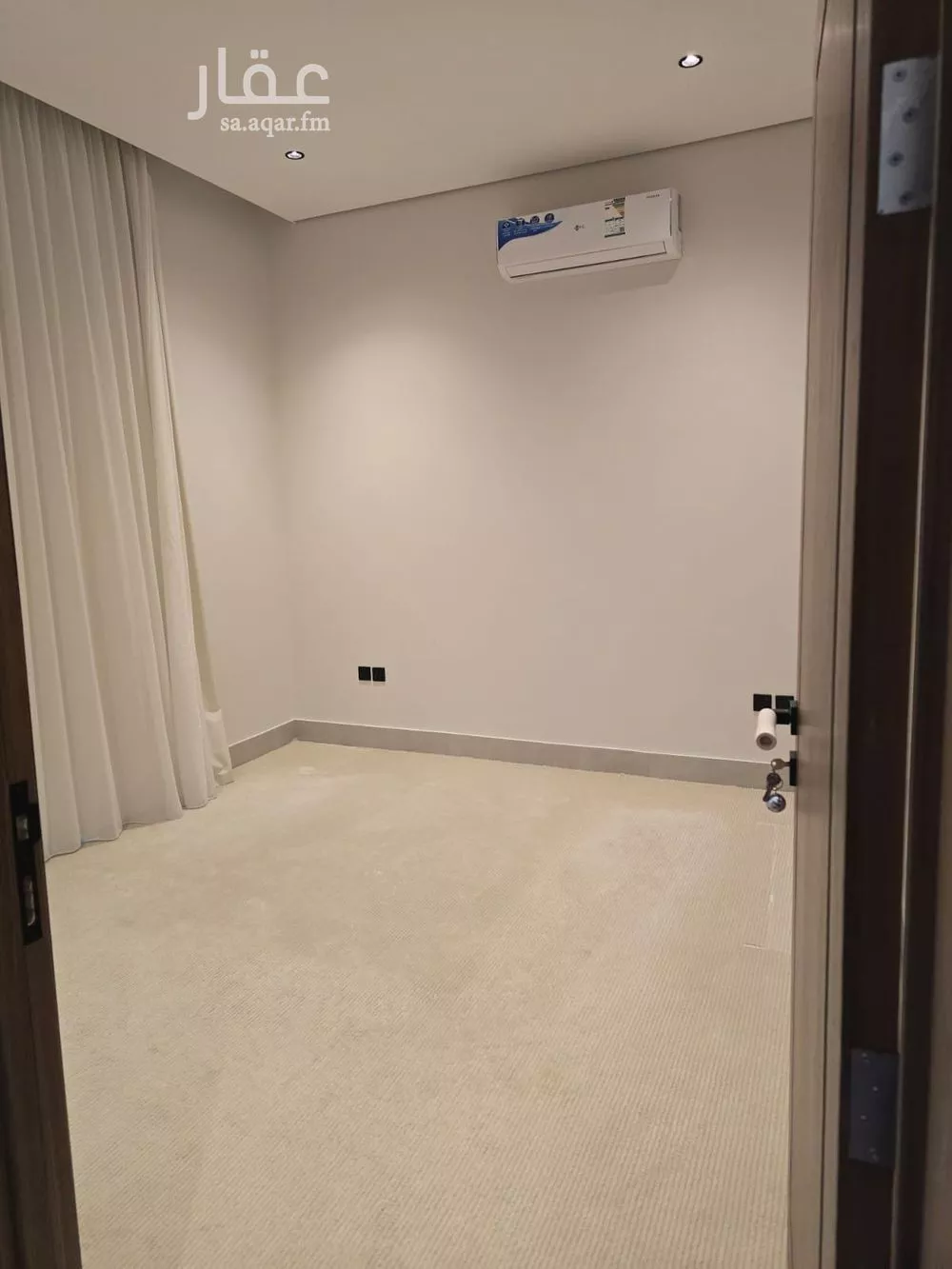 فيلا 6 غرف في المهدية 5