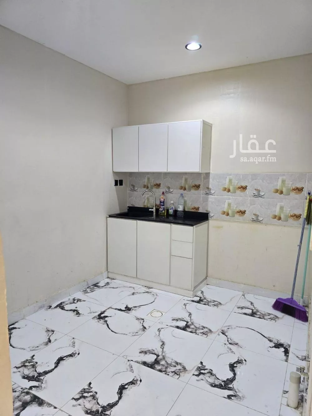 شقة 1 غرف في الخليج 5