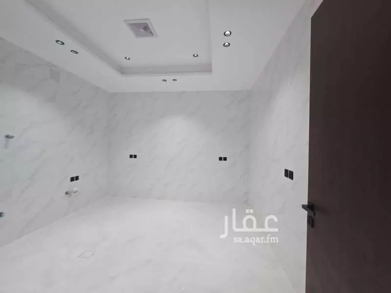 3 bedroom floor in Tuwaiq 2