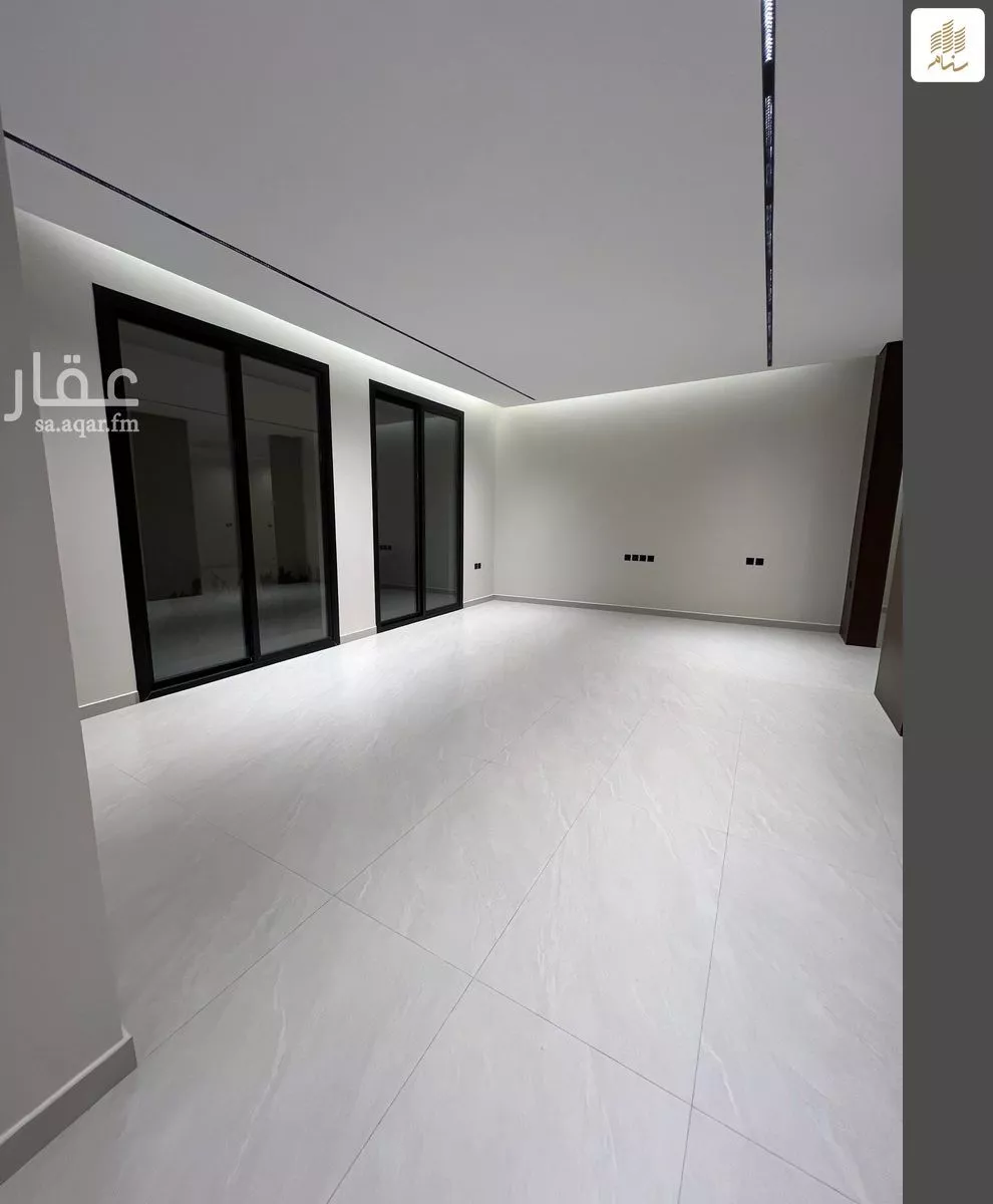 5 bedroom villa in Al Narjis 1