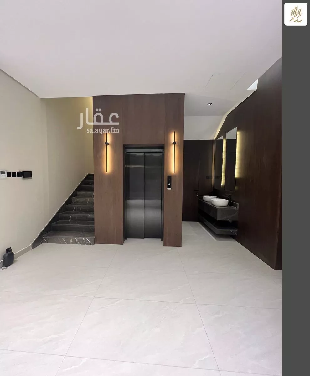 5 bedroom villa in Al Narjis 2