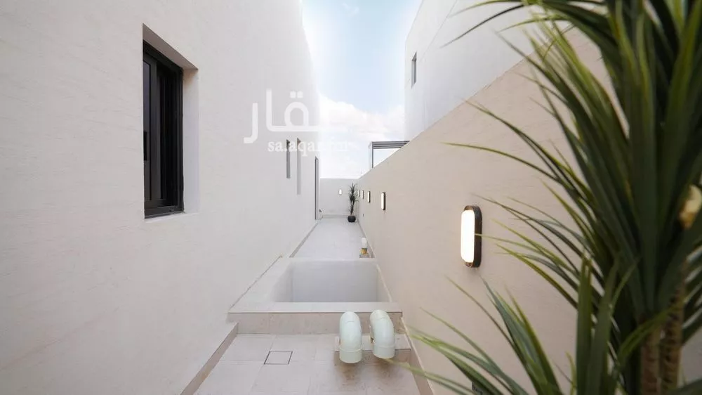 دور 3 غرف في العارض 4