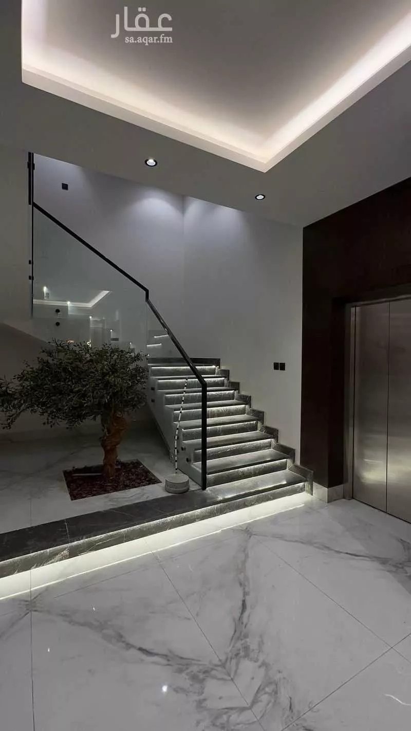 3 bedroom apartment in Al Hazm 5