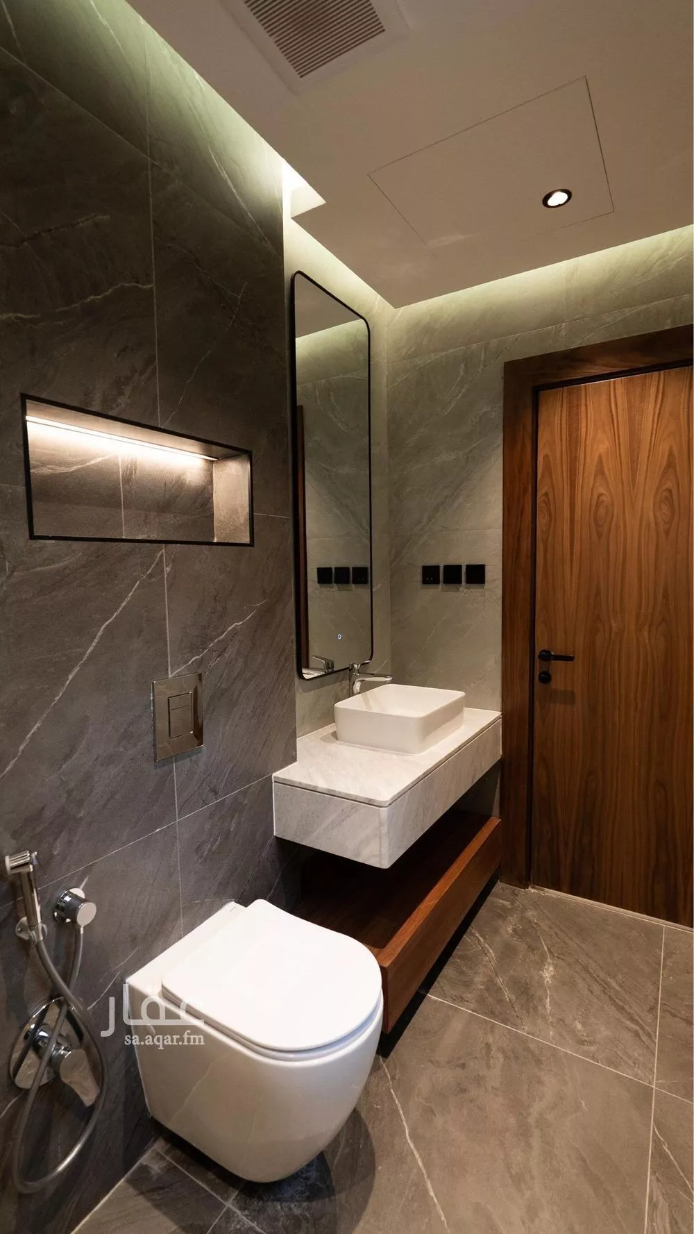 دور 3 غرف في العارض 5