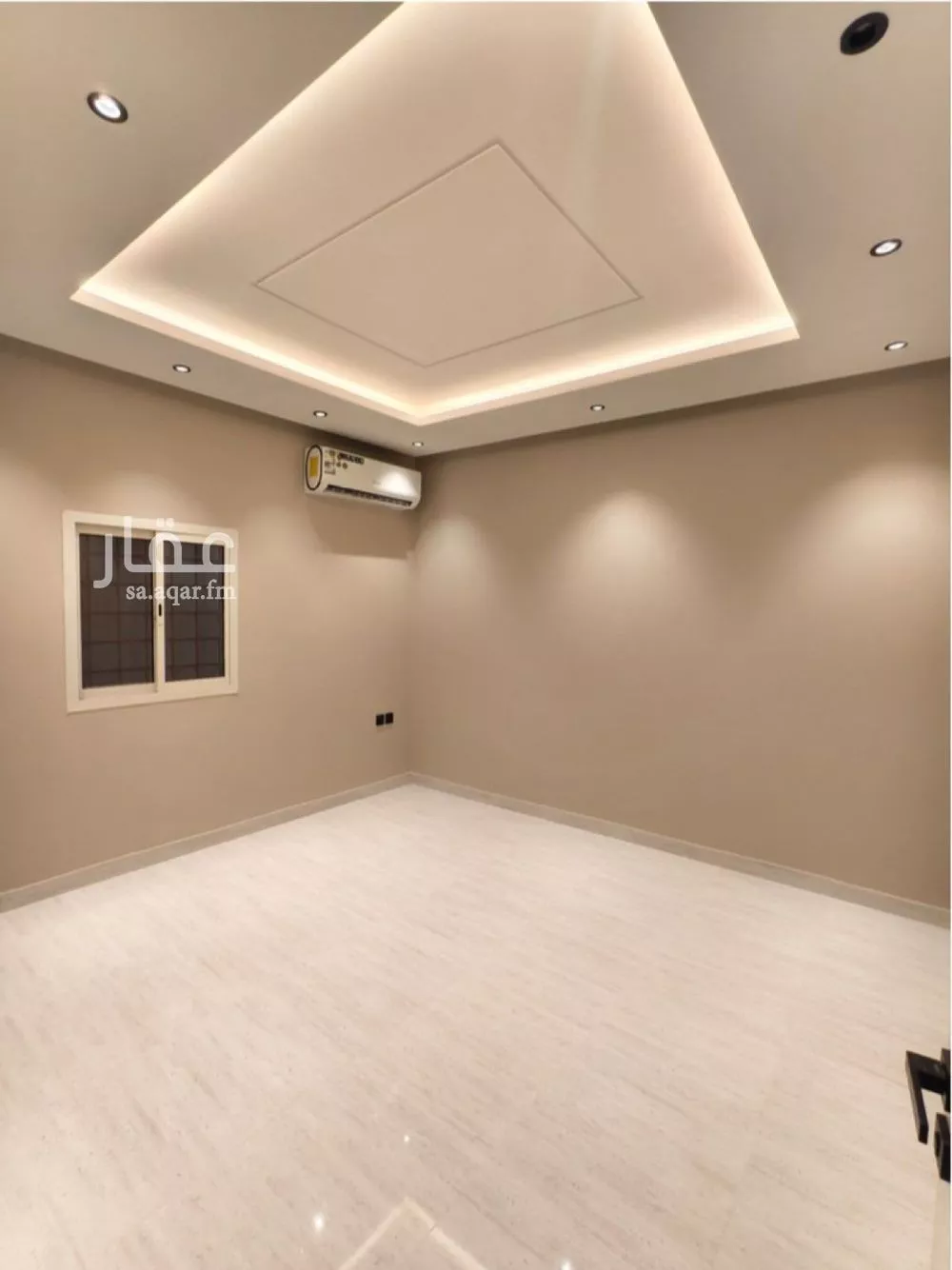 شقة 1 غرف في الملقا 2