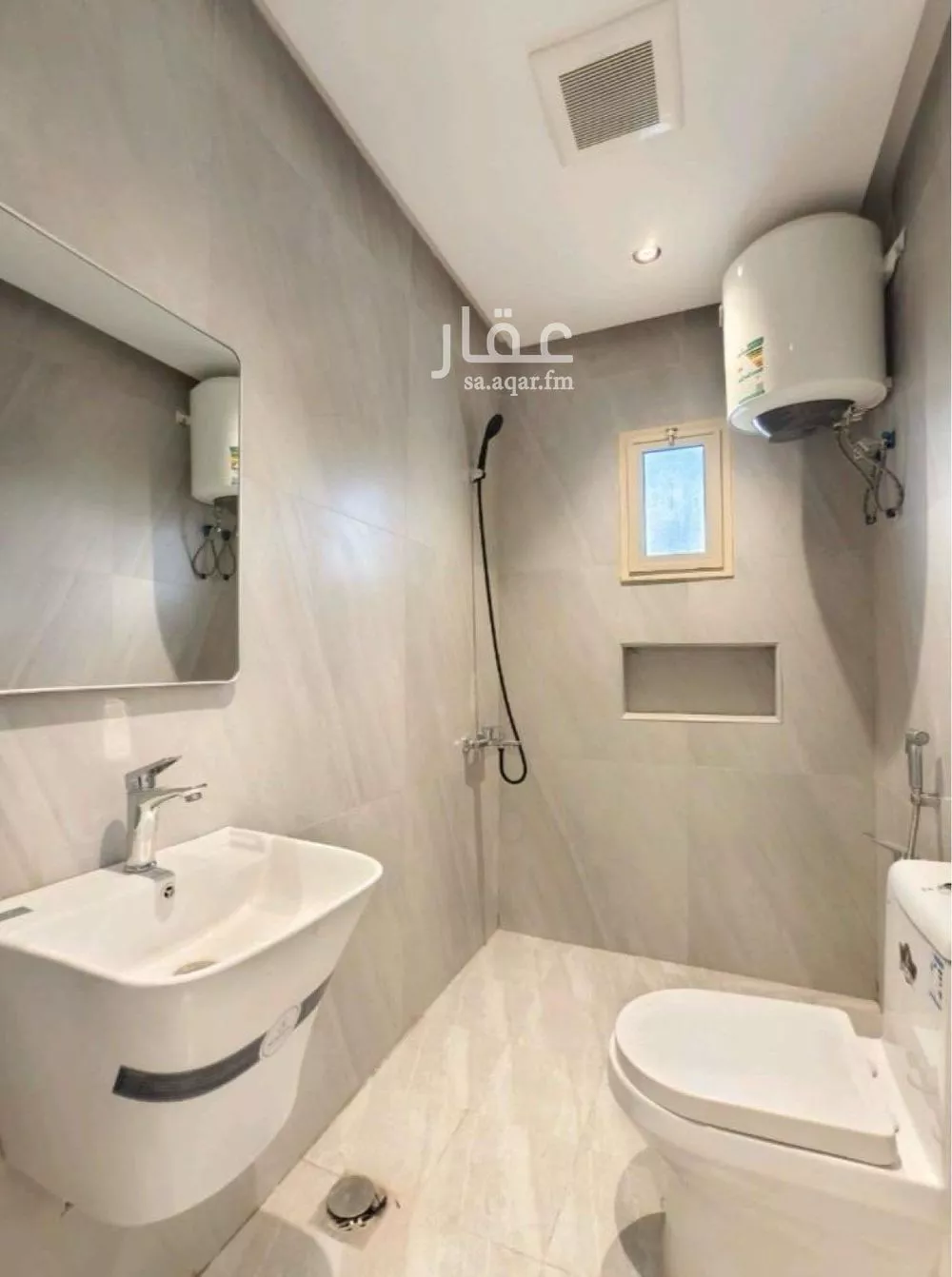 1 bedroom apartment in Al Malqa 5
