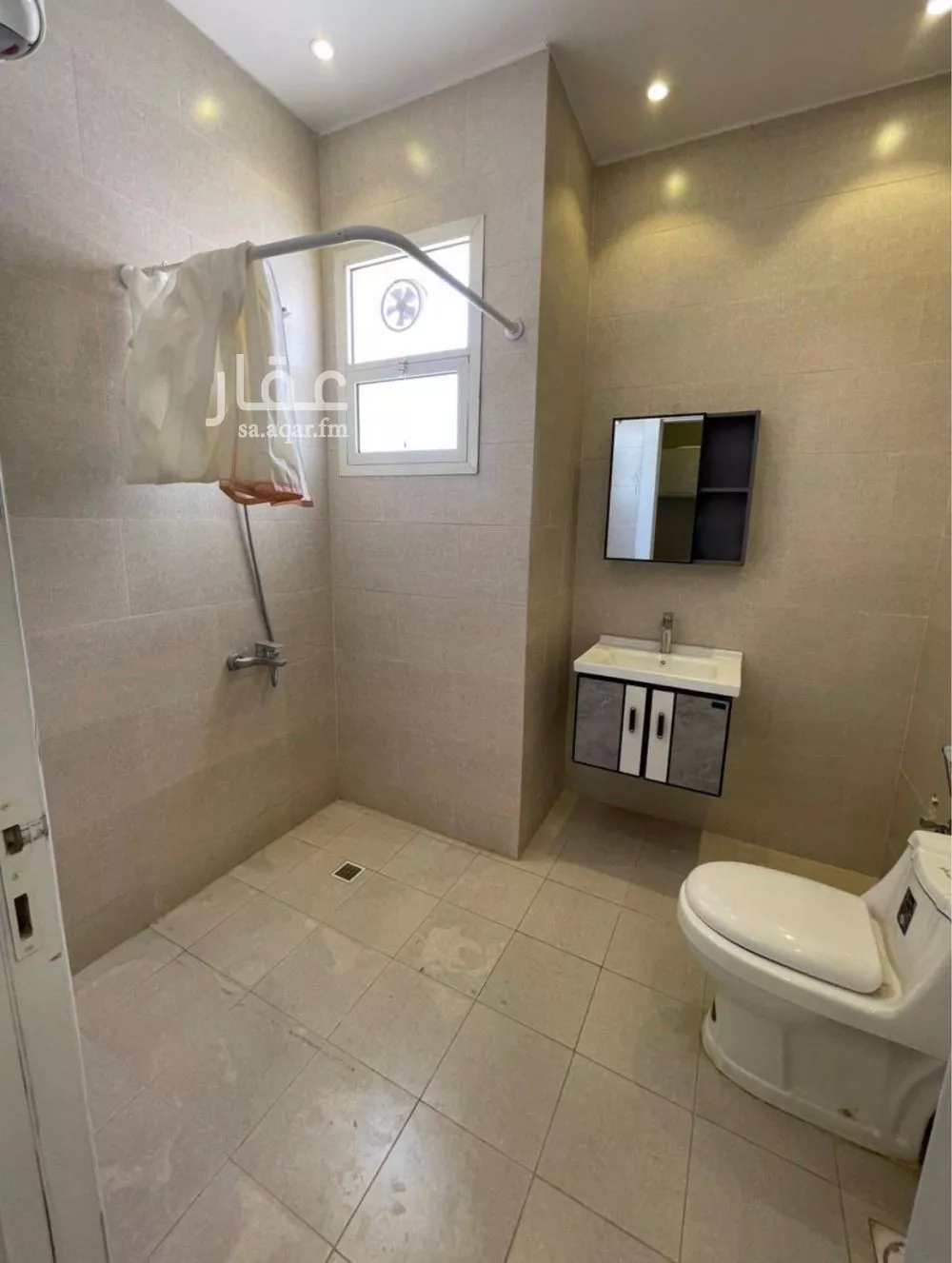 شقة 1 غرف في الملقا 3