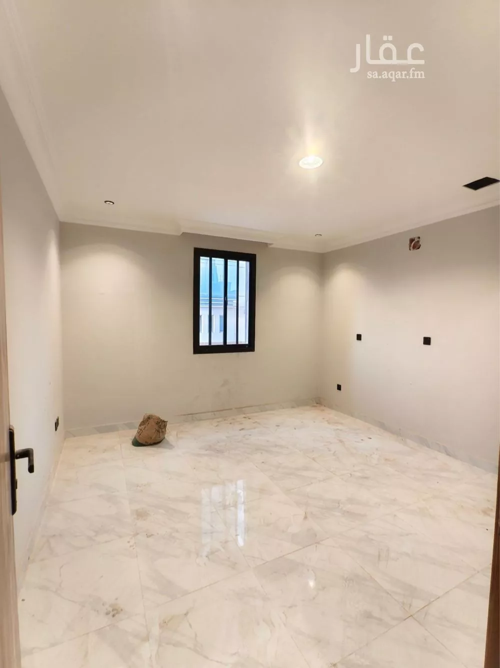 شقة 1 غرف في الورود 5