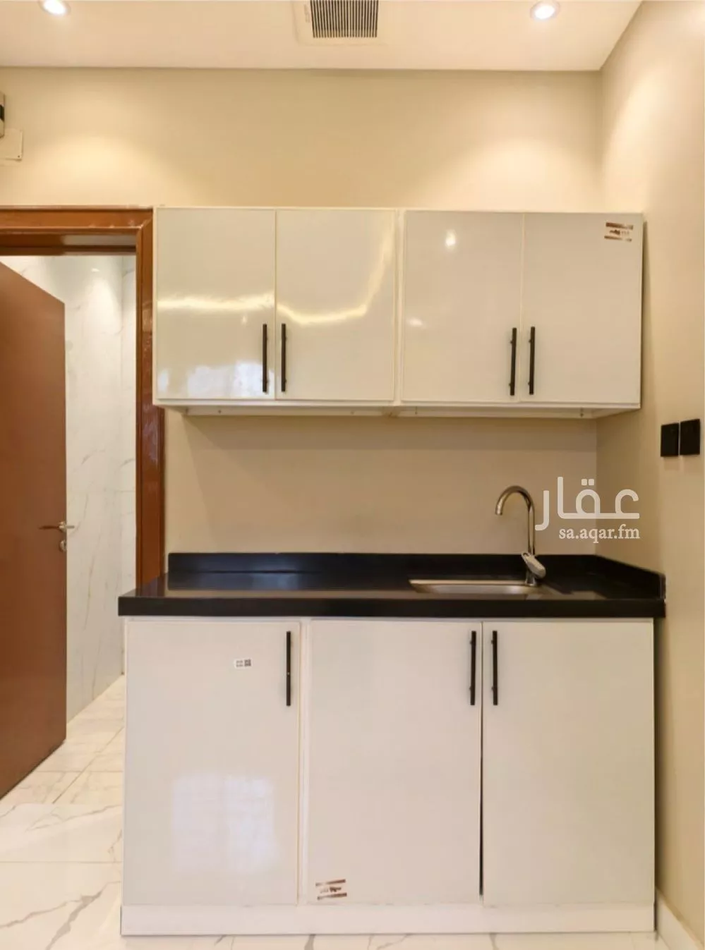 شقة 1 غرف في العقيق 2