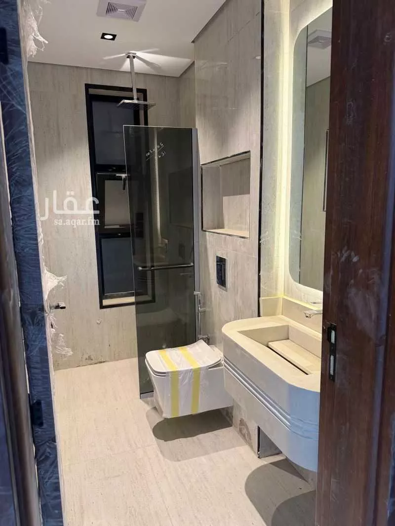5 bedroom apartment in King Fahd 3