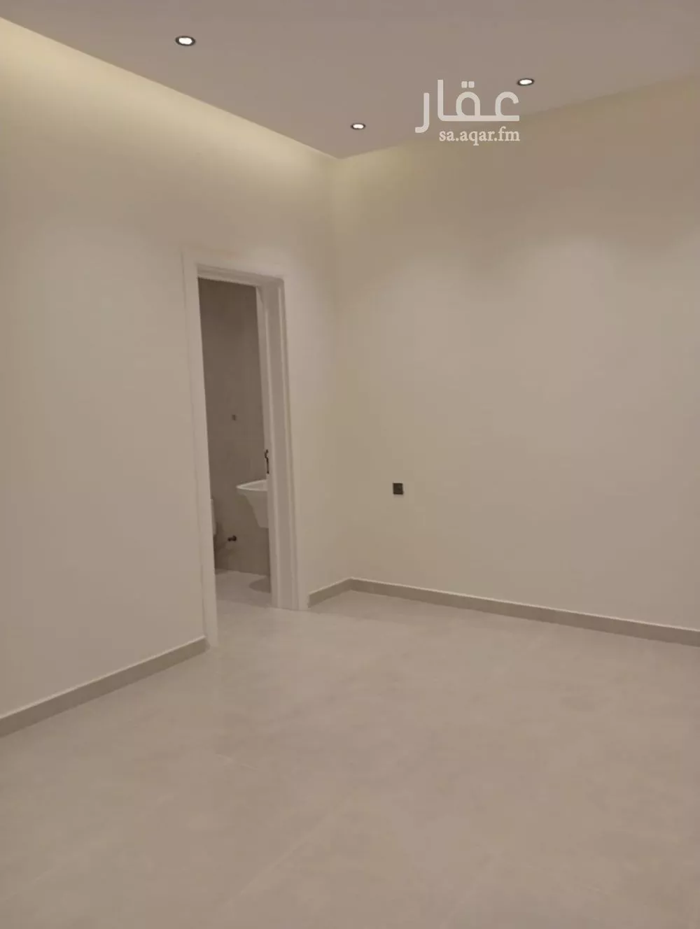 4 bedroom apartment in Al Fayha, Riyadh 15