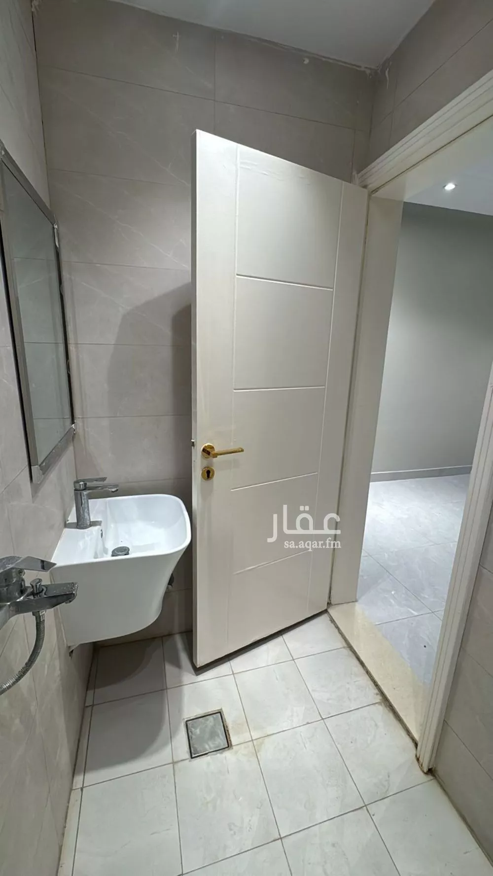 شقة 1 غرف في الملك فهد 4